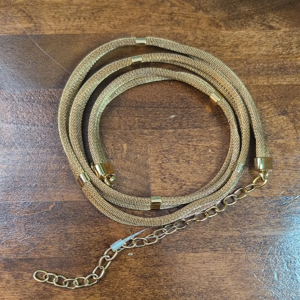 Elegant Gold Women's‎ Belt